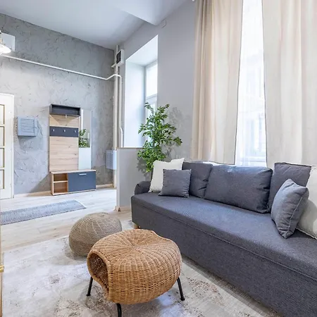 Hidden Gem With Terrace On The Andrassy Fashion Road Lejlighed Budapest