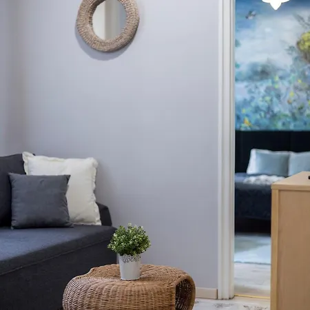 Hidden Gem With Terrace On The Andrassy Fashion Road Apartment