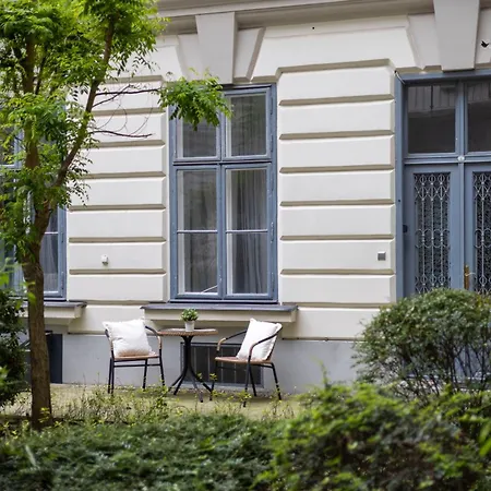Apartment Hidden Gem With Terrace On The Andrassy Fashion Road *