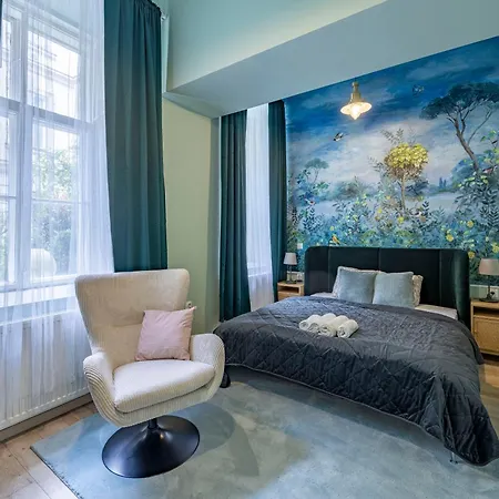 Apartment Hidden Gem With Terrace On The Andrassy Fashion Road Budapest